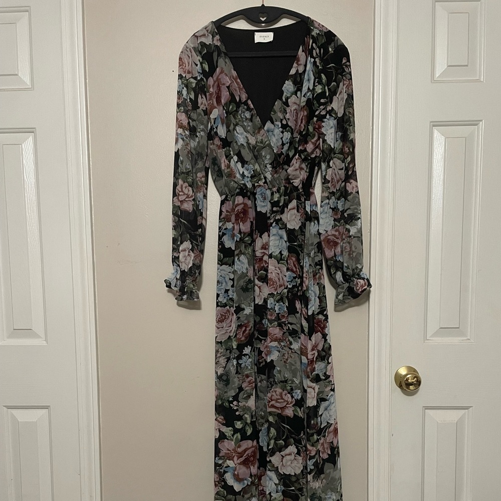 Vici Everly Floral Long Dress size Small